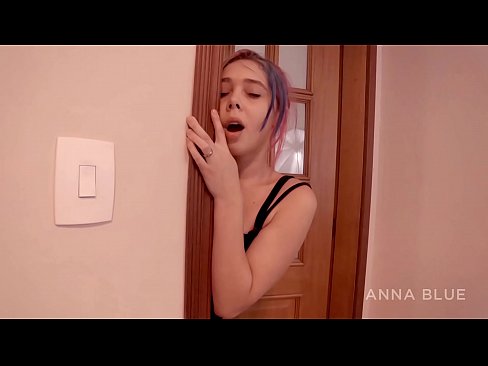 ❤️ Nire anaiarengana itzuli nintzen. Bere neska-lagunarekin sexu harremanak izan nituen. itzulera lesbiana. ️❌ Sexu bideoa %eu.truedating.topan ❌❤